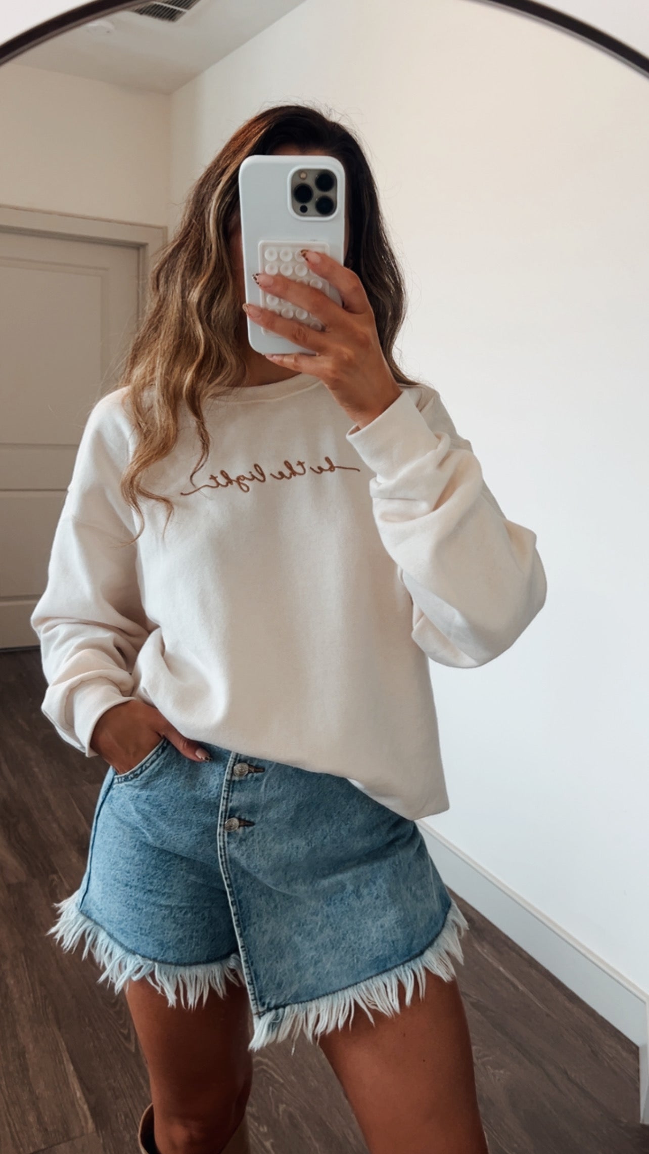 Be The Light Crewneck